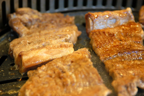 南浦洞の豚の焼肉・トンキングサムギョプサル