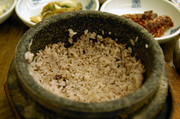 釜山南浦洞の石焼飯定食