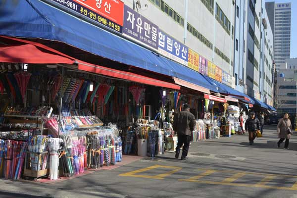 釜山自由卸売市場
